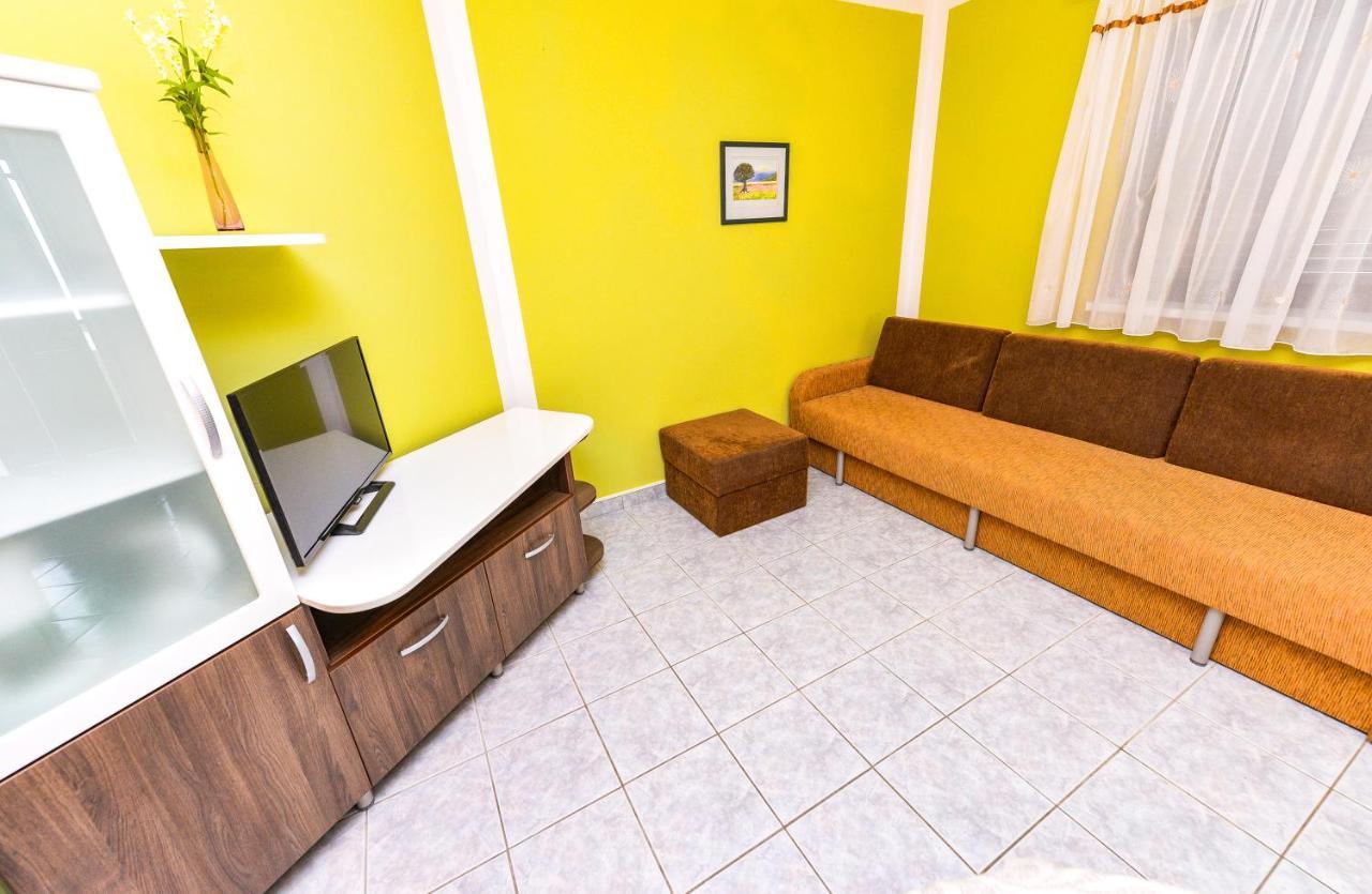 Apartments Hope Novalja Luaran gambar