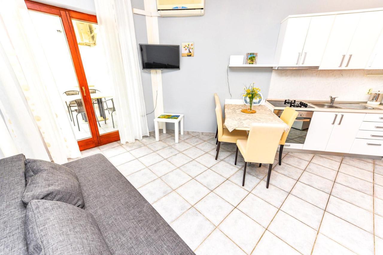 Apartments Hope Novalja Luaran gambar