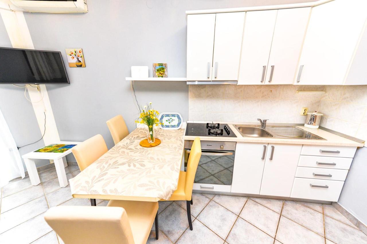 Apartments Hope Novalja Luaran gambar